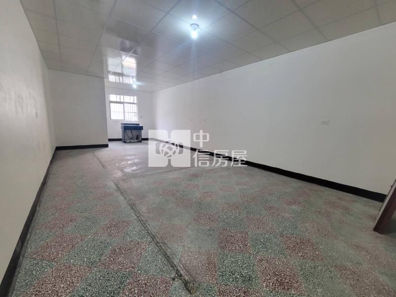 專任金陵路金透天房屋室內格局與周邊環境