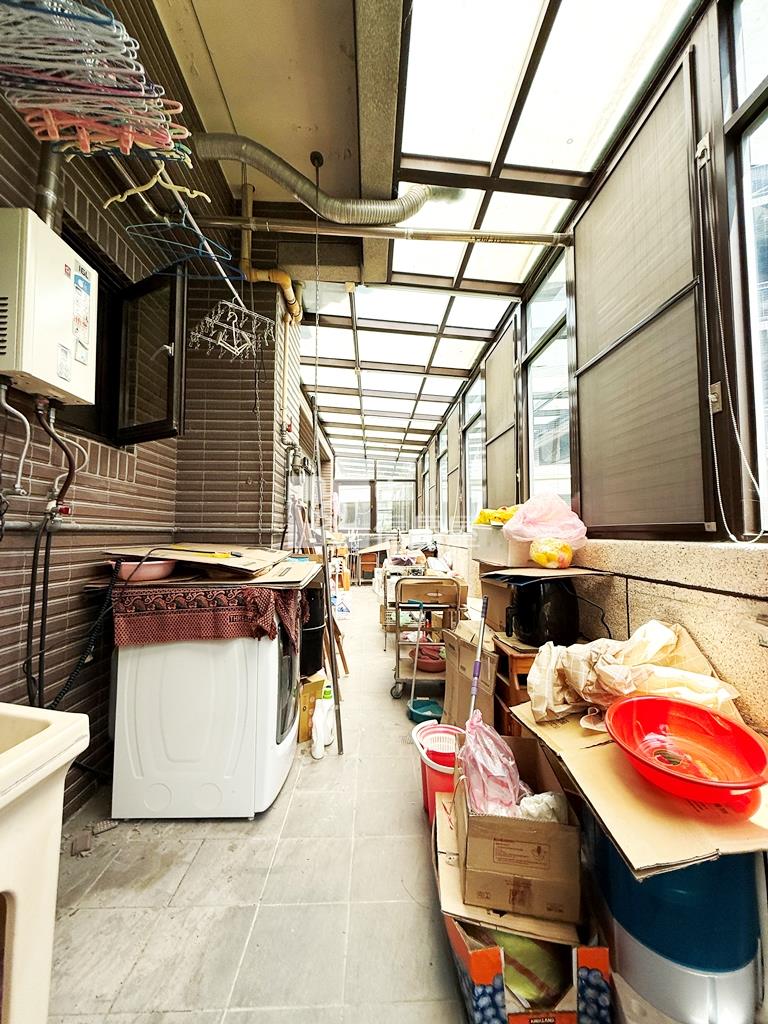 【新世紀】A19新世紀特區大露台4房雙車房屋室內格局與周邊環境