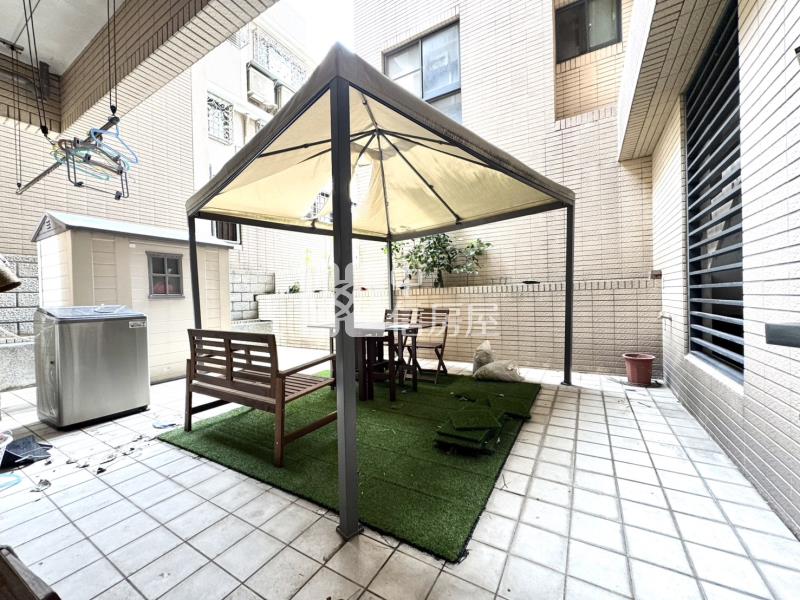 過嶺1樓大露臺二房車位房屋室內格局與周邊環境