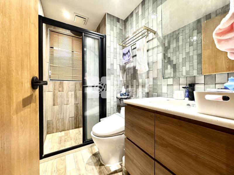 過嶺1樓大露臺二房車位房屋室內格局與周邊環境