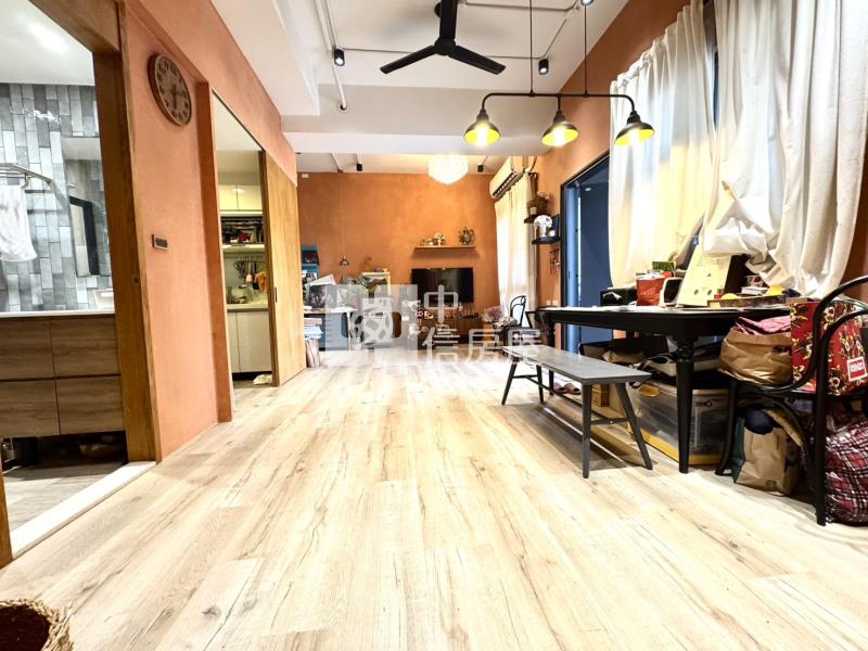 過嶺1樓大露臺二房車位房屋室內格局與周邊環境