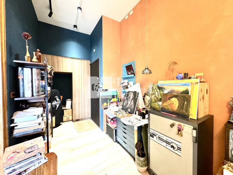 過嶺1樓大露臺二房車位房屋室內格局與周邊環境