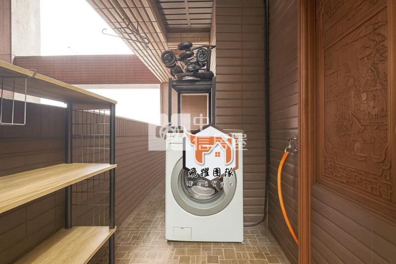 近八擴重劃區兩房車房屋室內格局與周邊環境