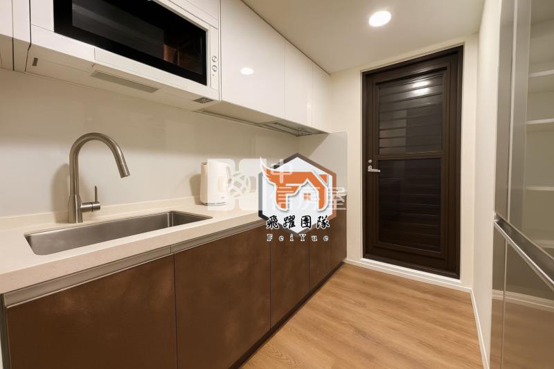 近八擴重劃區兩房車房屋室內格局與周邊環境