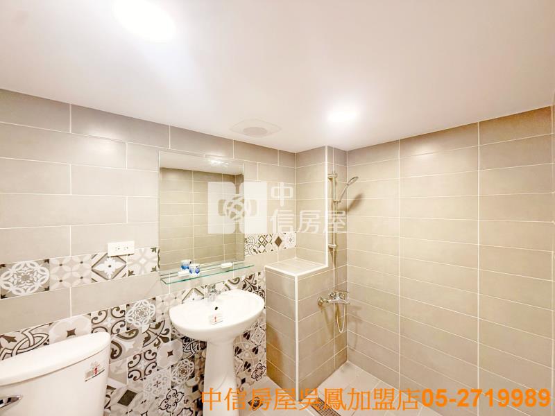 僑平國小挑高樓中樓採光4房房屋室內格局與周邊環境