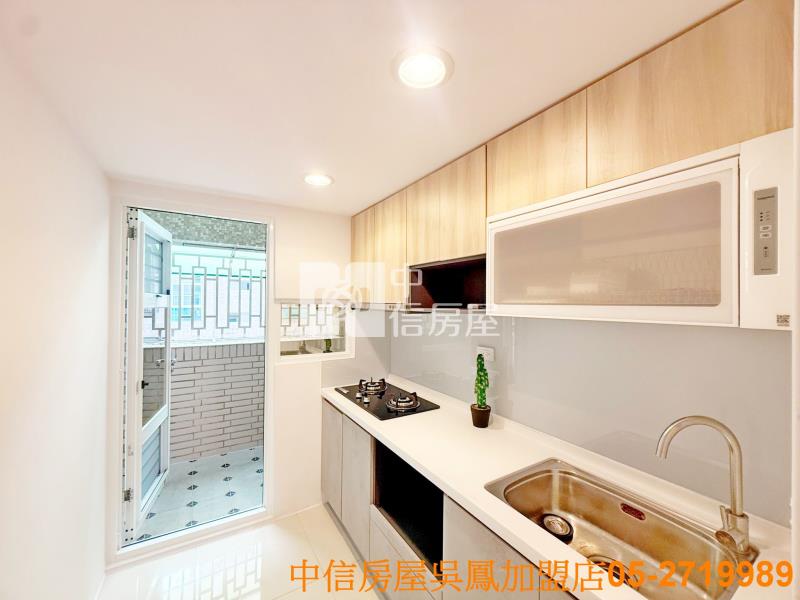 僑平國小挑高樓中樓採光4房房屋室內格局與周邊環境