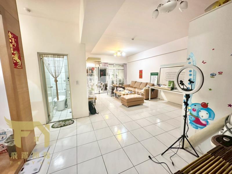 楊梅｜幼獅交流道旁漂亮3+1房車房屋室內格局與周邊環境