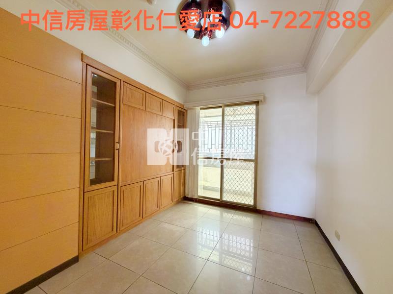 彰基龍貴族華廈房屋室內格局與周邊環境