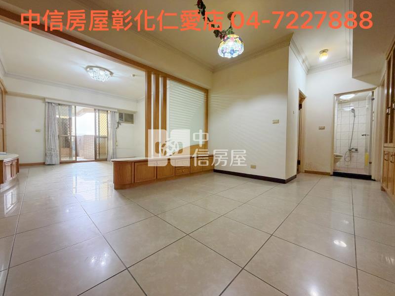 彰基龍貴族華廈房屋室內格局與周邊環境