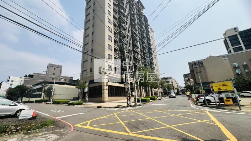 鑫聖-平鎮重劃區三角窗透天房屋室內格局與周邊環境