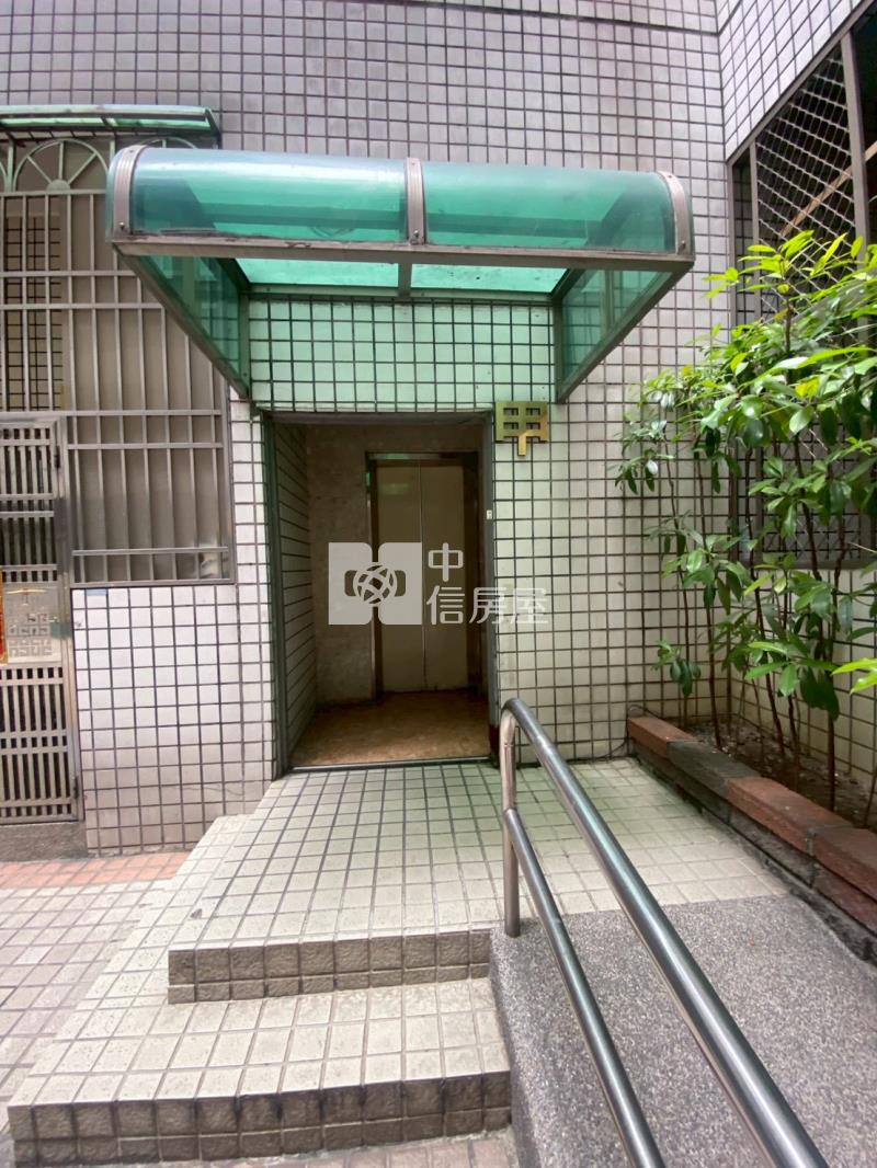 南區景觀美三房房屋室內格局與周邊環境