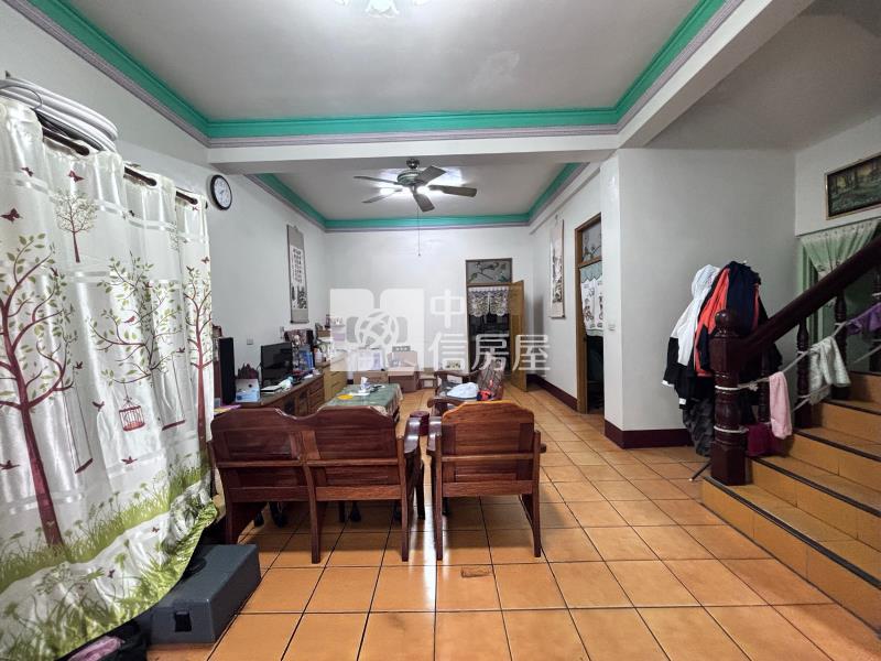 中央路旁大面寬孝親透天房屋室內格局與周邊環境