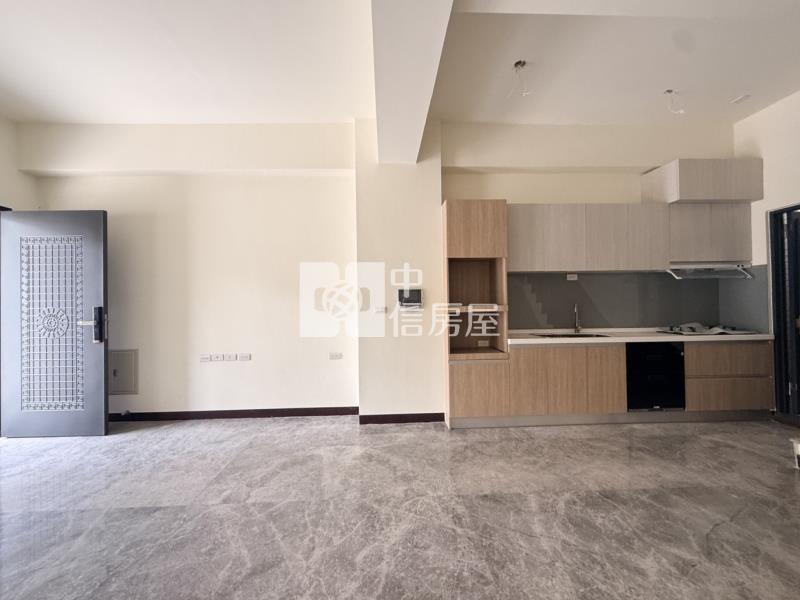 成大醫生活圈全新車墅房屋室內格局與周邊環境