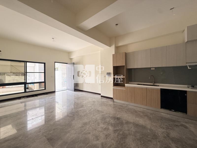 成大醫生活圈全新車墅房屋室內格局與周邊環境