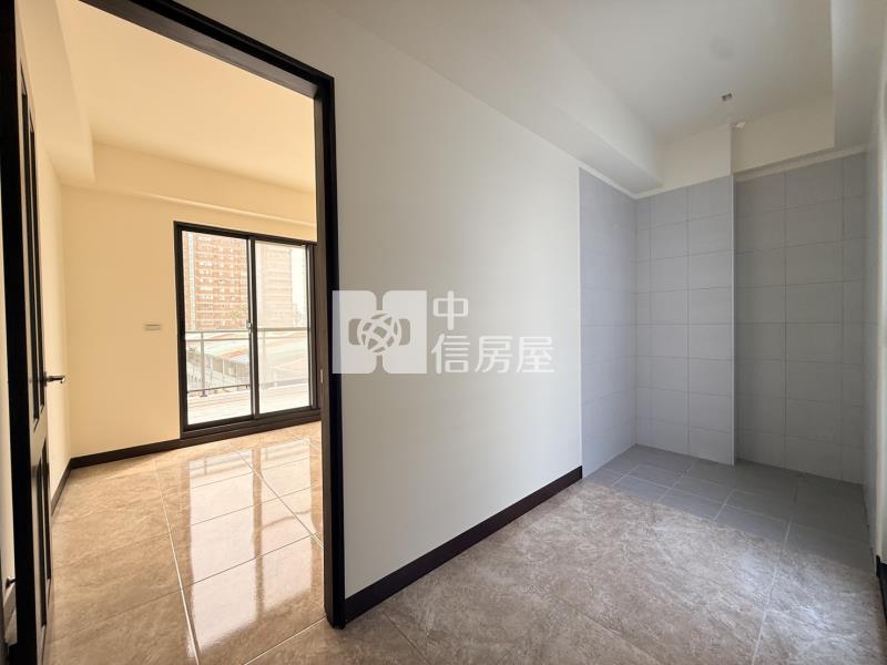 永康核心全新未住車墅房屋室內格局與周邊環境