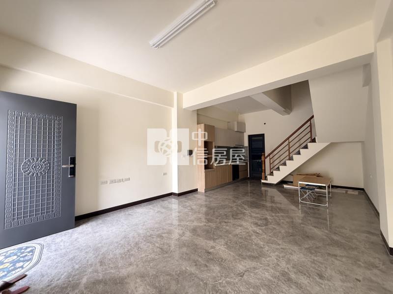 永康核心全新未住車墅房屋室內格局與周邊環境