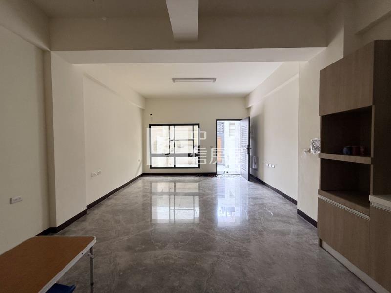 永康核心全新未住車墅房屋室內格局與周邊環境