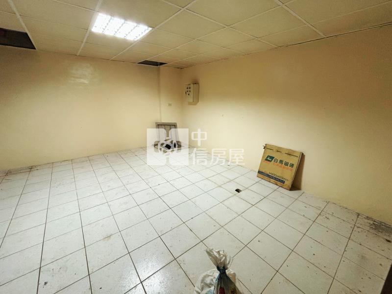 基隆-東信金店面房屋室內格局與周邊環境