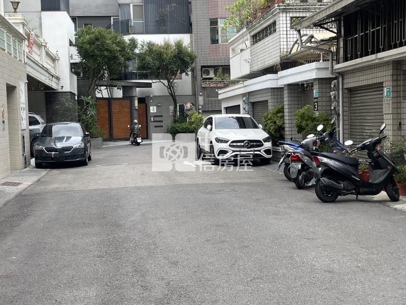 育南街方正建地房屋室內格局與周邊環境