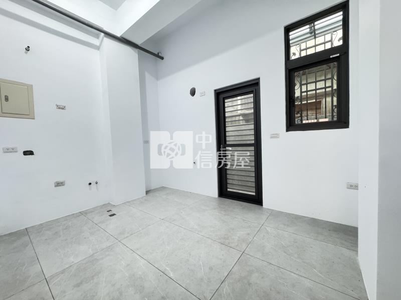 全新洲際漢神透店附5套房房屋室內格局與周邊環境