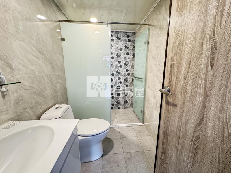 全新洲際漢神透店附5套房房屋室內格局與周邊環境