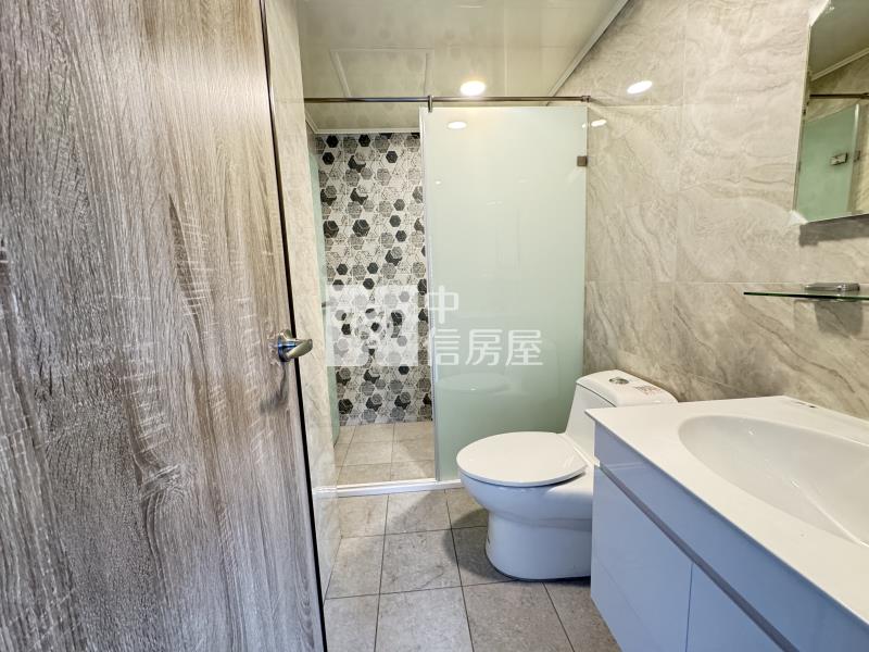 全新洲際漢神透店附5套房房屋室內格局與周邊環境