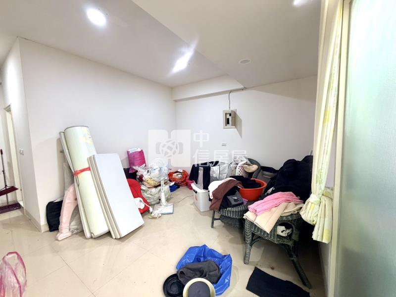 【安家】近中壢工業區前院停車美透天房屋室內格局與周邊環境