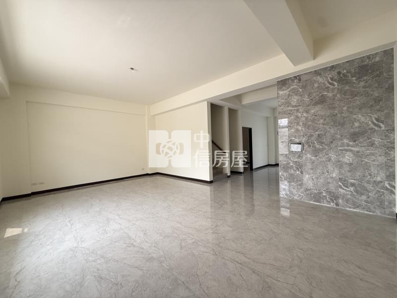 土城農地四車電梯豪墅房屋室內格局與周邊環境