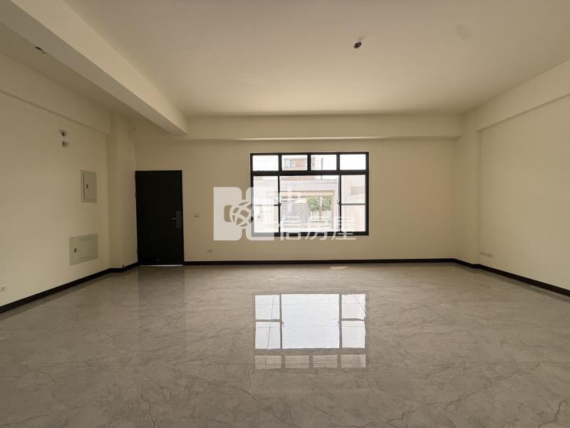 土城農地四車電梯豪墅房屋室內格局與周邊環境