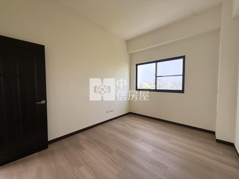 聖母臻藏電梯雙車墅+農地房屋室內格局與周邊環境