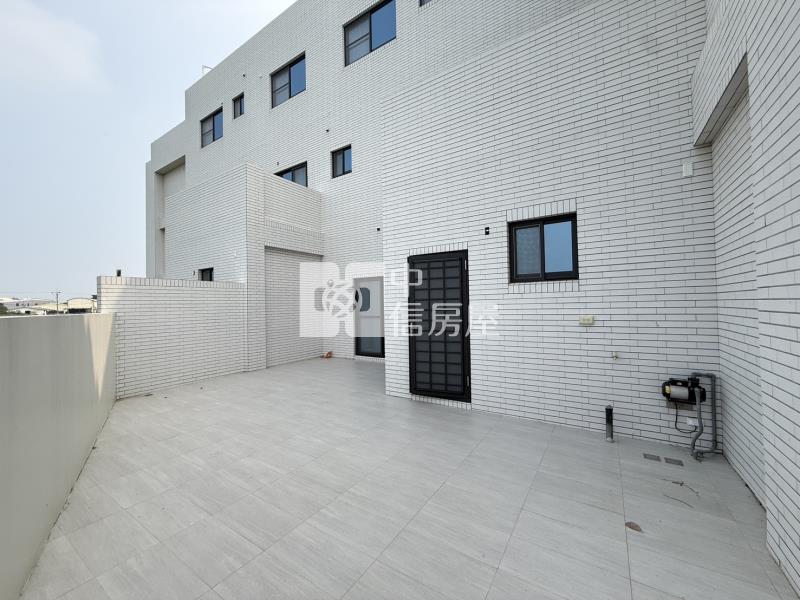 聖母臻藏電梯雙車墅+農地房屋室內格局與周邊環境