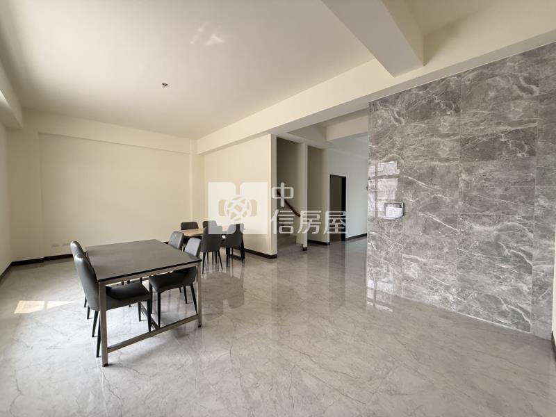 聖母臻藏電梯雙車墅+農地房屋室內格局與周邊環境