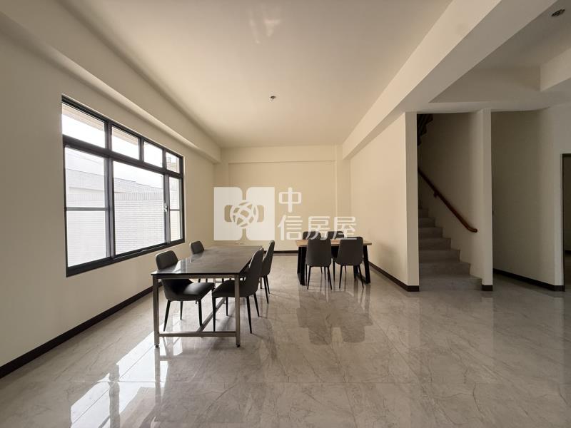 聖母臻藏電梯雙車墅+農地房屋室內格局與周邊環境