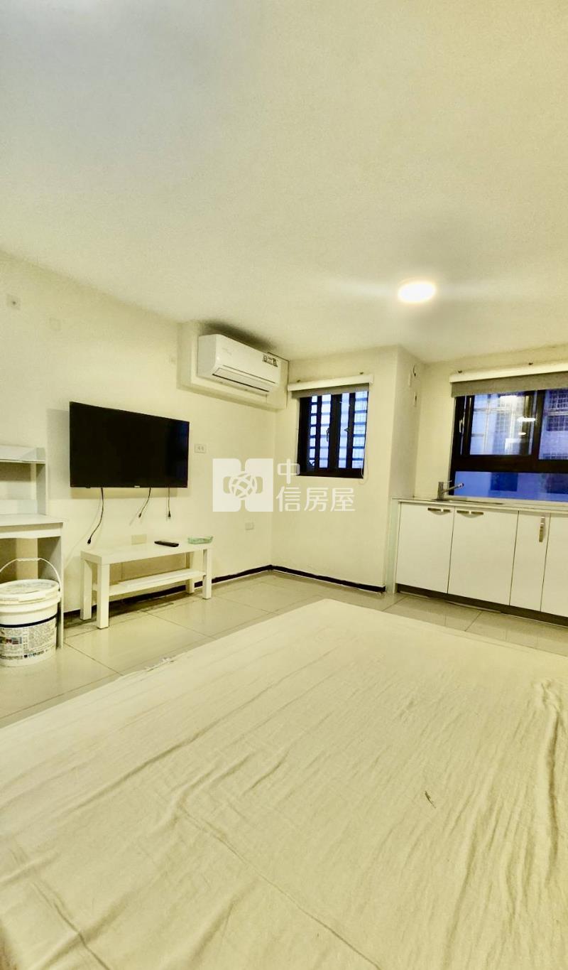 內壢漂亮電梯收租兩套房+平車