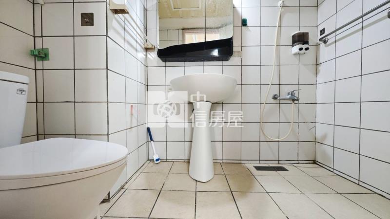 現代生活家美3房車房屋室內格局與周邊環境