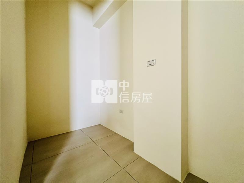 頭屋交流道全新店面B房屋室內格局與周邊環境