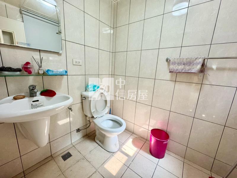 奧林匹克莊園臨路朝南店墅房屋室內格局與周邊環境