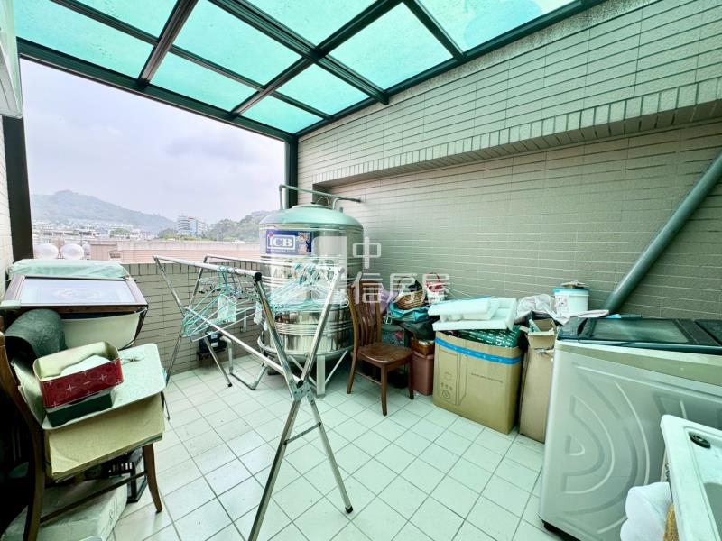 奧林匹克莊園臨路朝南店墅房屋室內格局與周邊環境