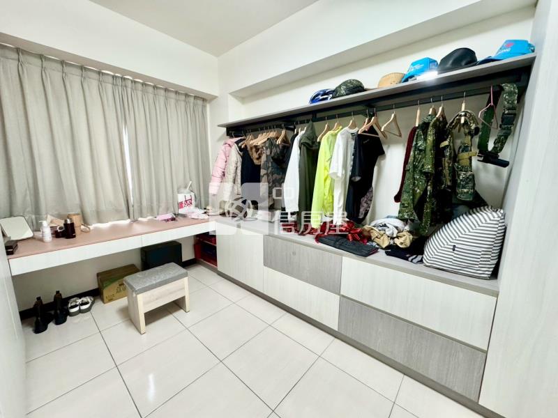 奧林匹克莊園臨路朝南店墅房屋室內格局與周邊環境