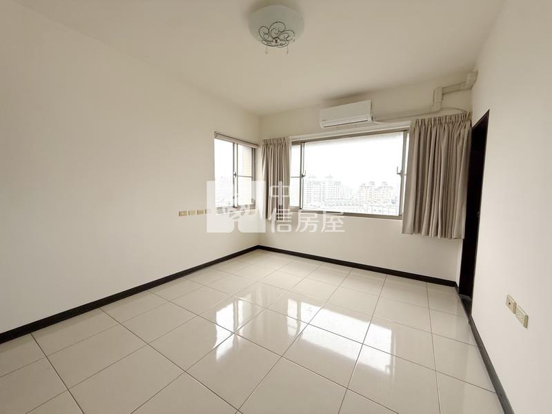 中壢南亞富蔗村3房房屋室內格局與周邊環境