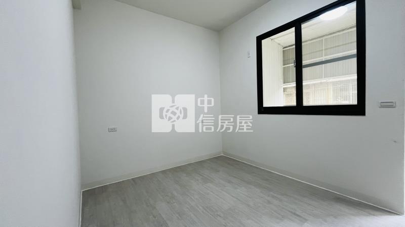 屏東市整新車庫透天房屋室內格局與周邊環境