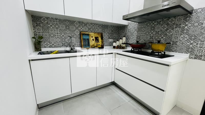 屏東市整新車庫透天房屋室內格局與周邊環境