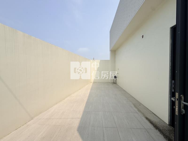 土城田園邊間四車電梯墅房屋室內格局與周邊環境