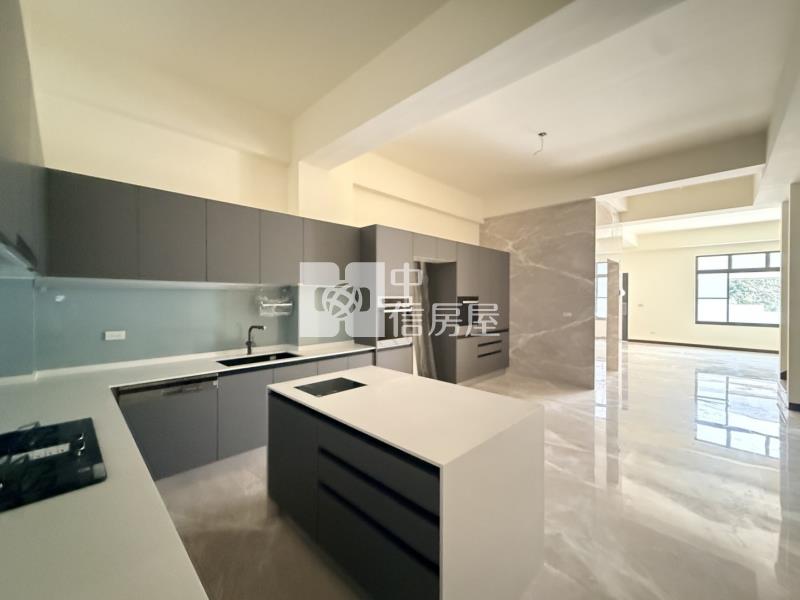 土城田園邊間四車電梯墅房屋室內格局與周邊環境