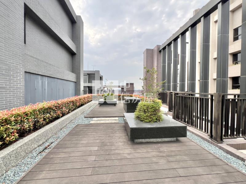 總太織築三房平車房屋室內格局與周邊環境