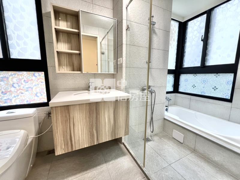 總太織築三房平車房屋室內格局與周邊環境