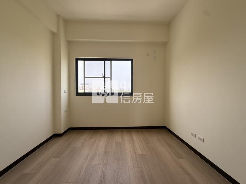 土城四車電梯傳世墅+農地房屋室內格局與周邊環境