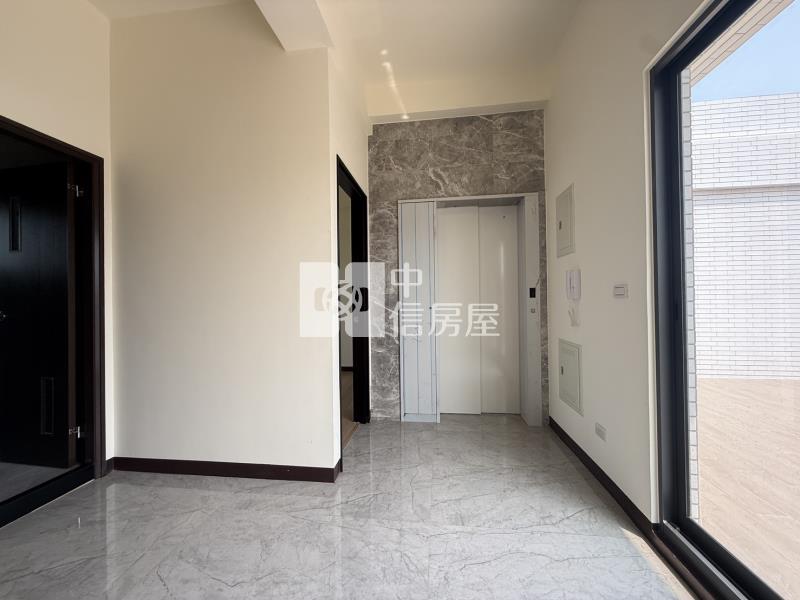 土城四車電梯傳世墅+農地房屋室內格局與周邊環境