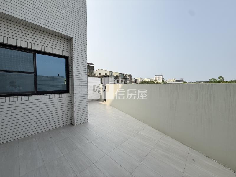 土城四車電梯傳世墅+農地房屋室內格局與周邊環境