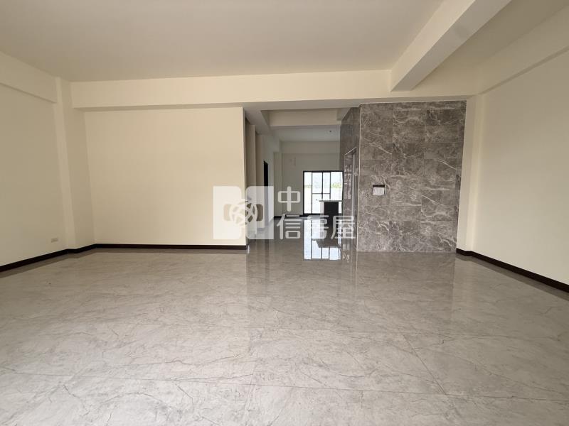 土城四車電梯傳世墅+農地房屋室內格局與周邊環境